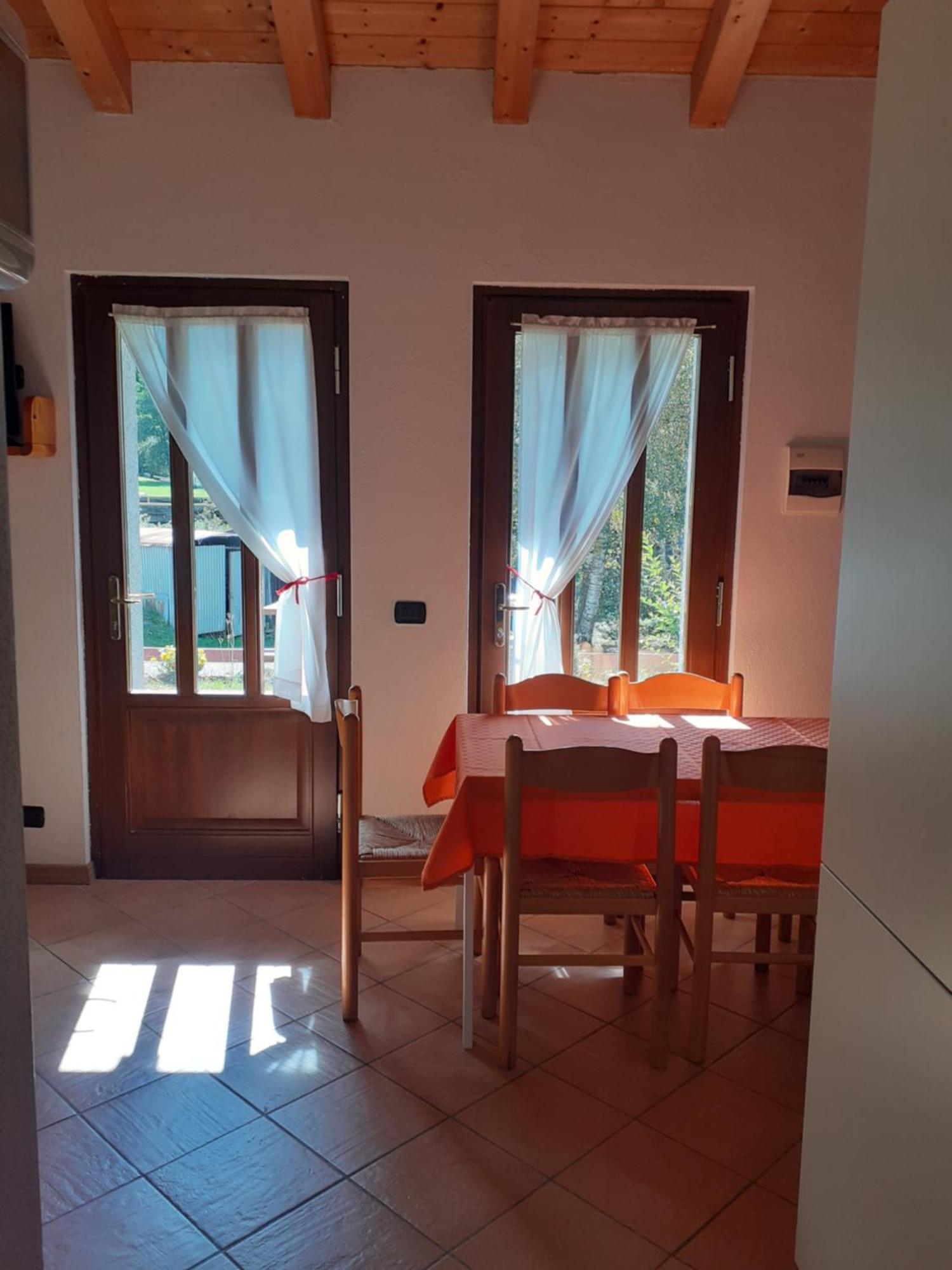 Casa Vacanze Emilio Temù Exterior foto